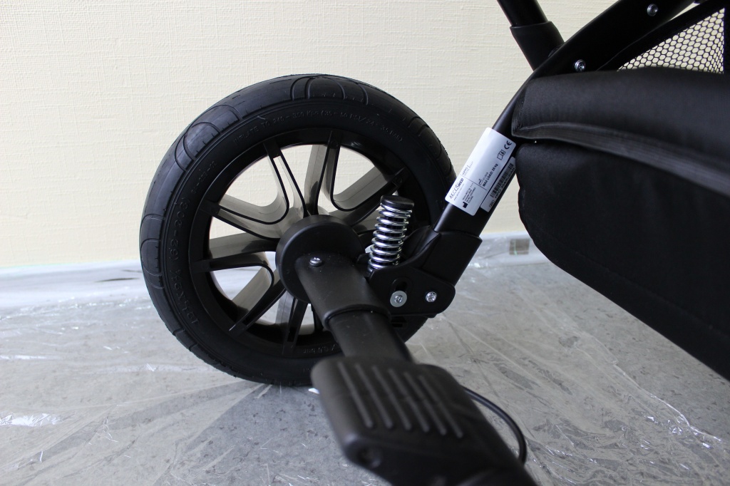 амортизаторы коляски для детей с дцп гиппо.JPG